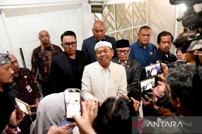 
					Gubernur Jabar Soroti Ketimpangan Anggaran Perbaikan Jalan di Kabupaten Garut