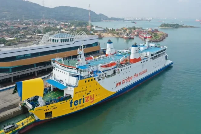 
					ASDP Kerahkan Dua Kapal Tambahan untuk Urai Kepadatan di Ketapang-Gilimanuk