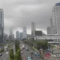 Prakiraan Cuaca BMKG Senin: Dominasi Langit Berawan dan Peringatan Gelombang Tinggi di Indonesia