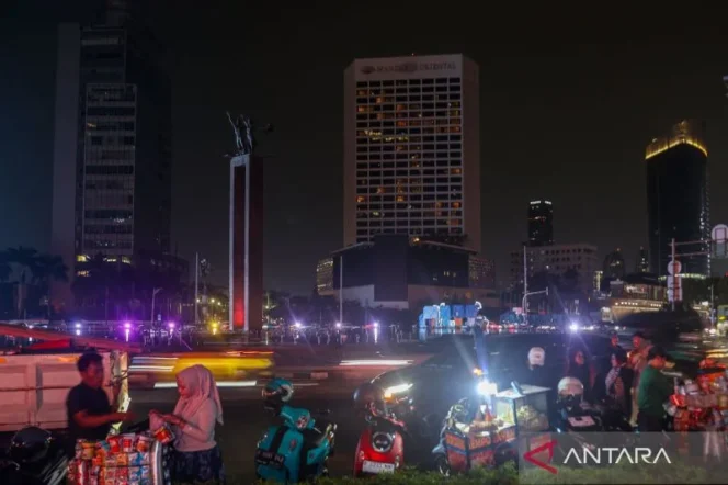 
					Aksi Pemadaman Lampu 60 Menit di Jakarta Berhasil Kurangi 74,23 Ton Emisi Karbon